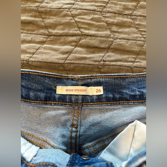 LEVI’S WEDGIE STRAIGHT FIT WOMEN'S JEANS. BUTTON FLY - Picture 9 of 9